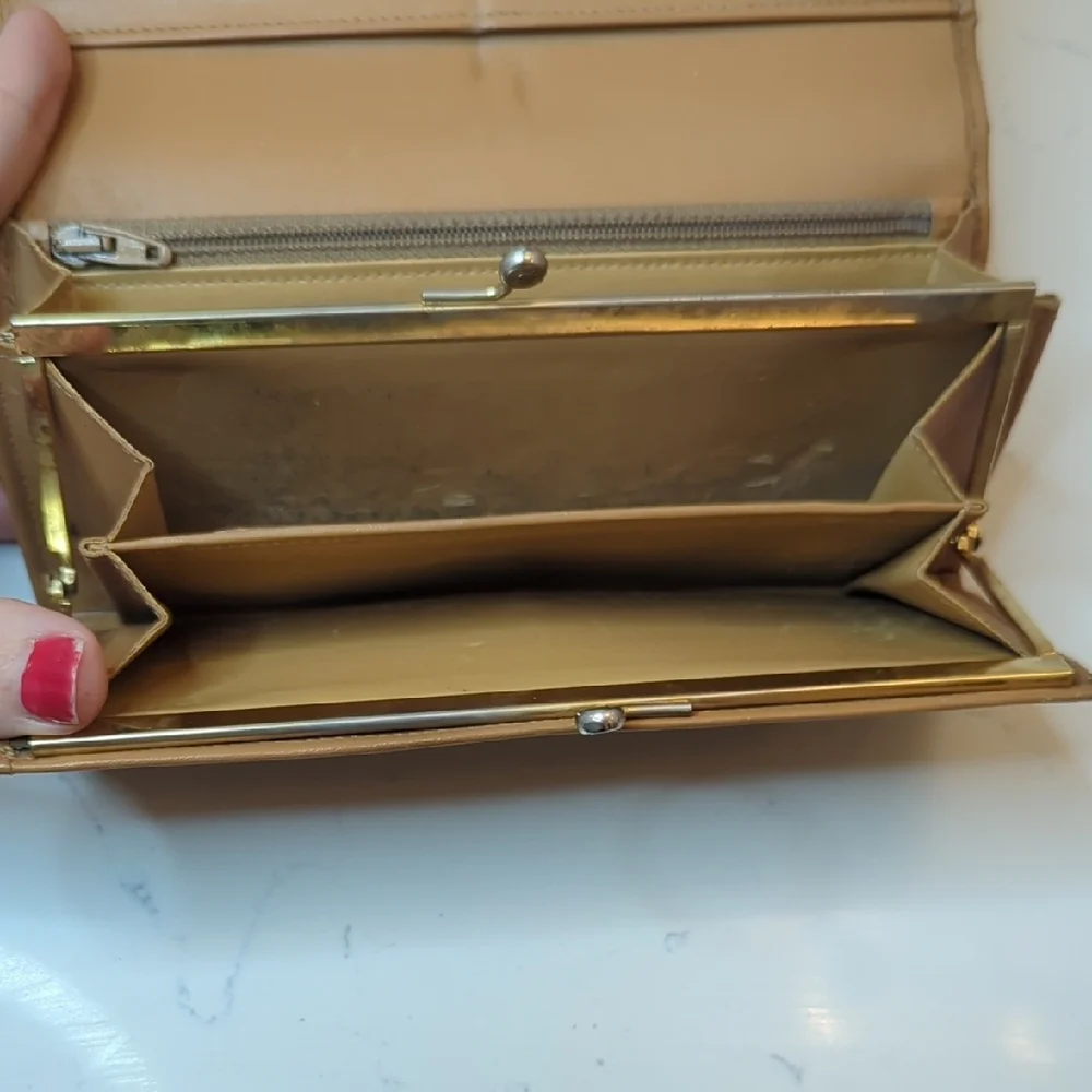 Celine Kisslock Long Wallet - Picture 10 of 13